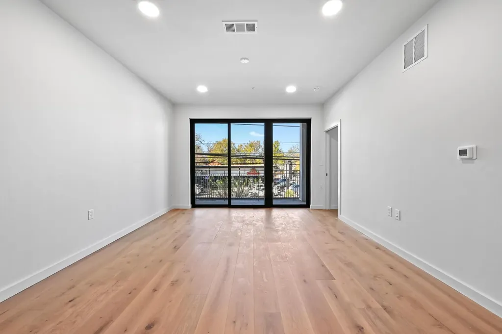 2209 S 1st Street Austin TX 78704
