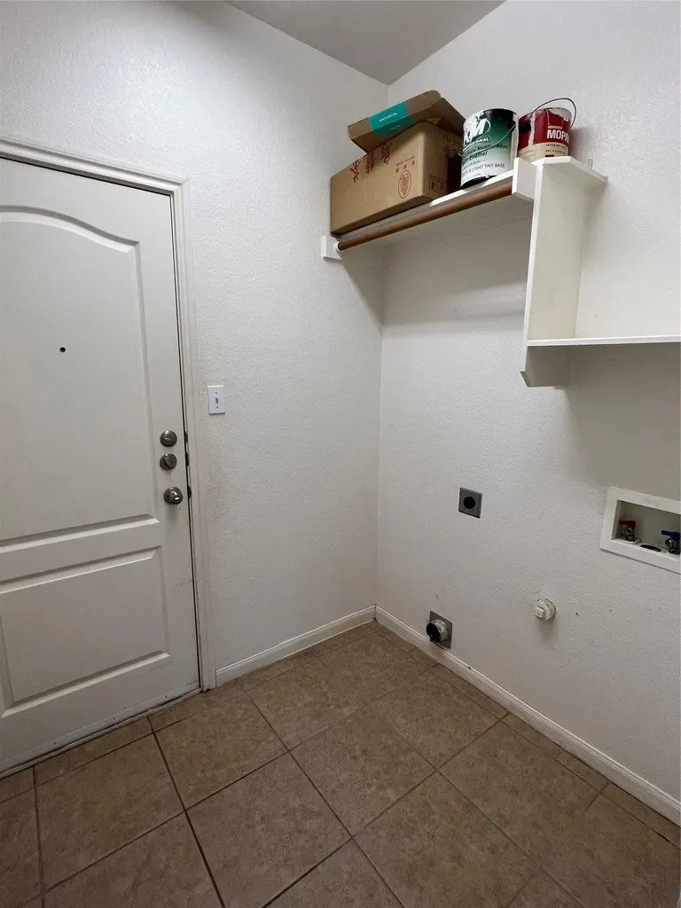 2443 Salorn Way Round Rock TX 78681