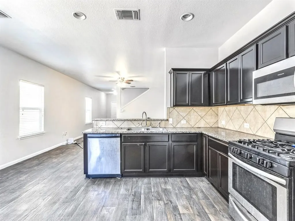 3108 Tilmon Lane Austin TX 78725