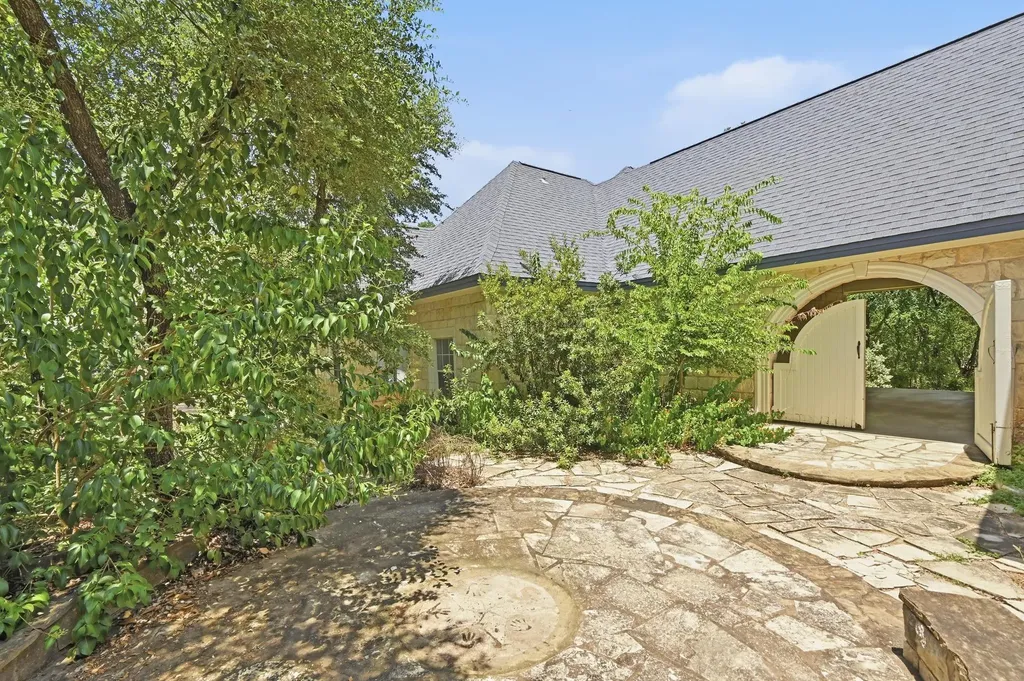 850 Jerrys Lane Buda TX 78610