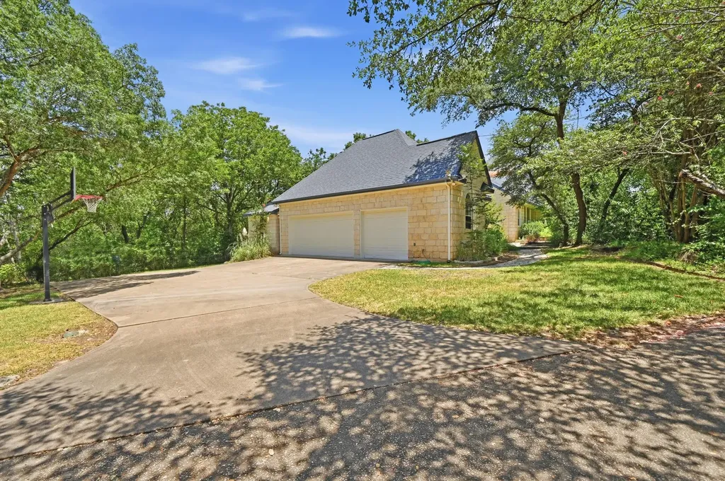 850 Jerrys Lane Buda TX 78610