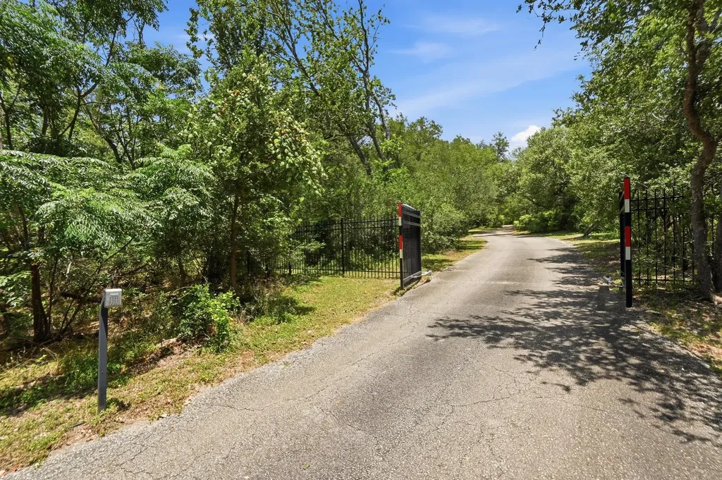 850 Jerrys Lane Buda TX 78610