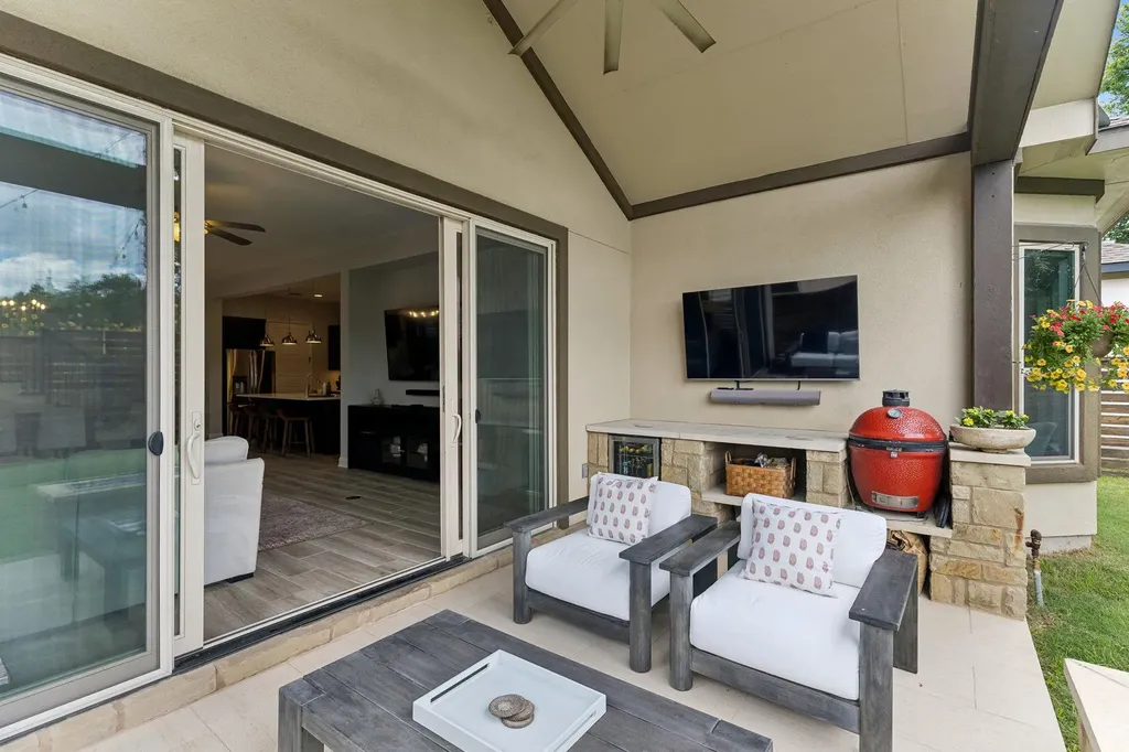 10711 Twisted Elm Drive Austin TX 78726
