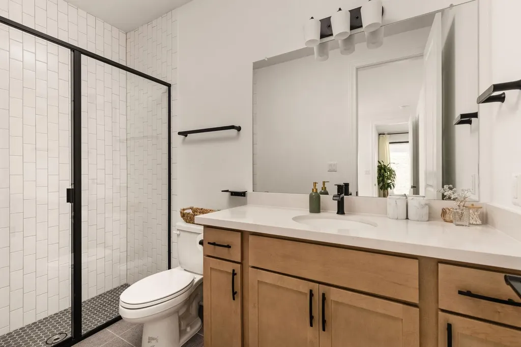 2132 Cavara Cove Leander TX 78641