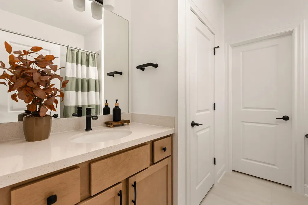 2132 Cavara Cove Leander TX 78641