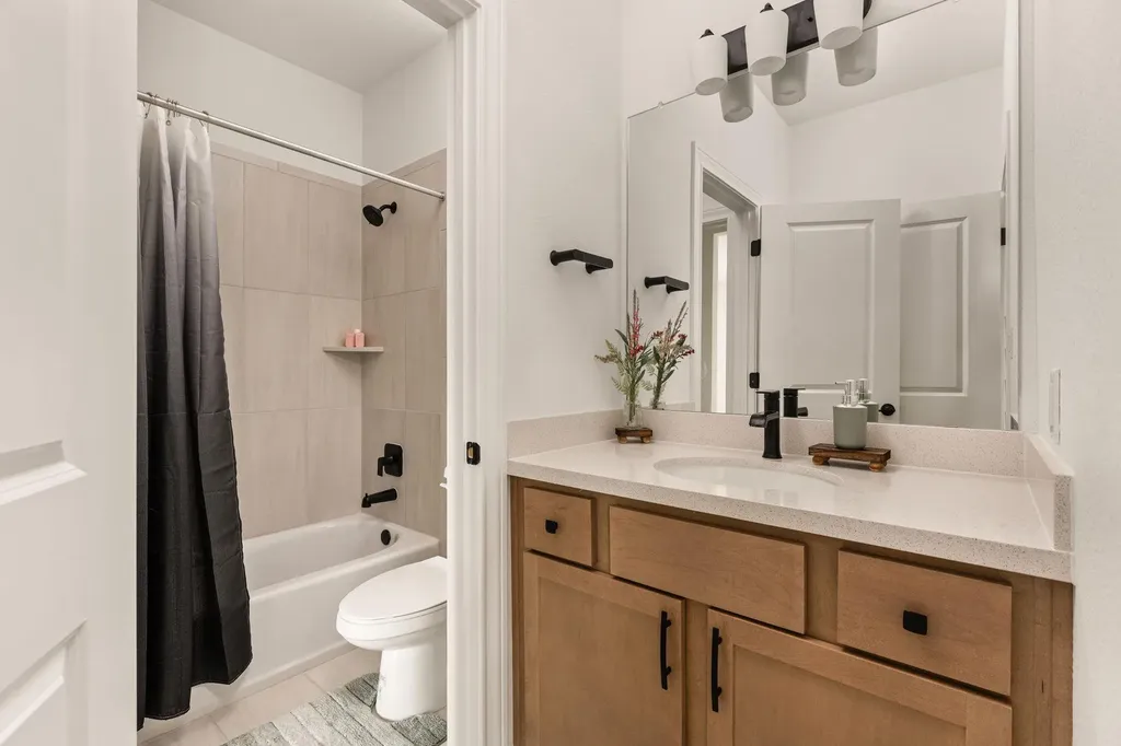 2132 Cavara Cove Leander TX 78641