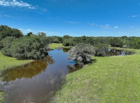 4739 Creamer Creek Road La Grange TX 78945