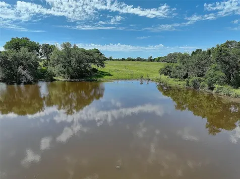 4739 Creamer Creek Road La Grange TX 78945