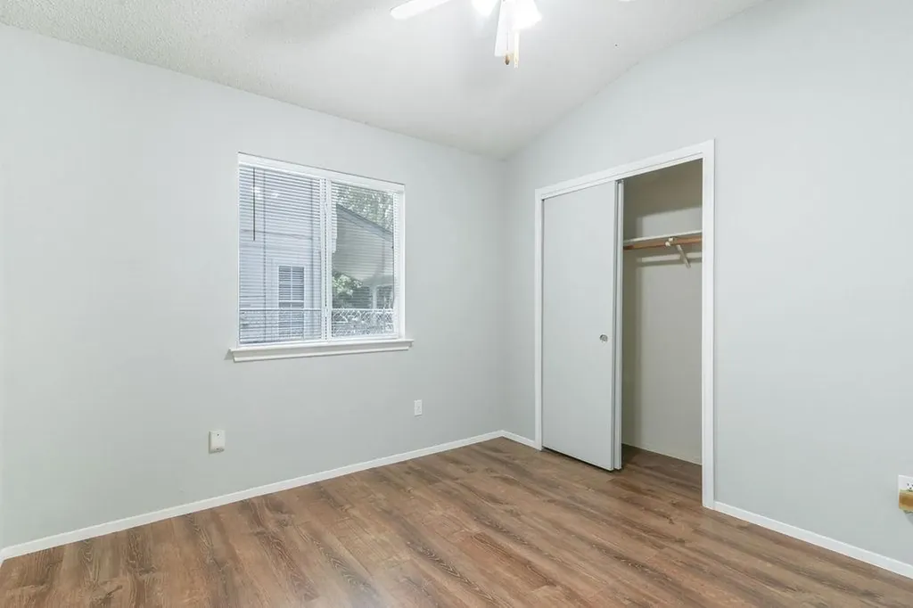 1902 Hollow Tree Boulevard Round Rock TX 78681