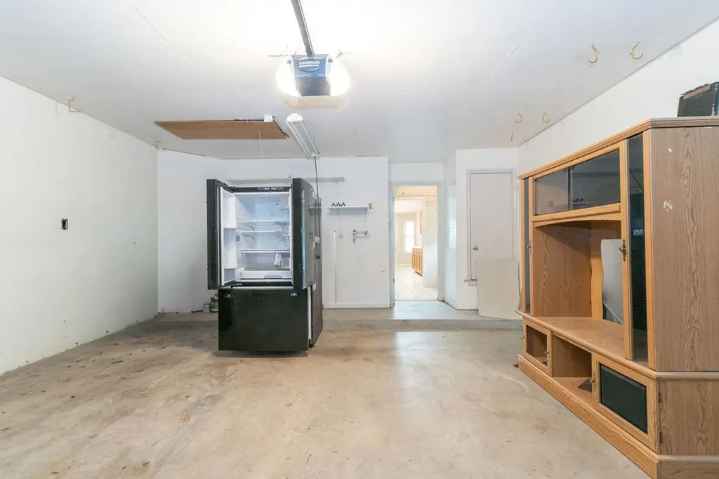 1902 Hollow Tree Boulevard Round Rock TX 78681