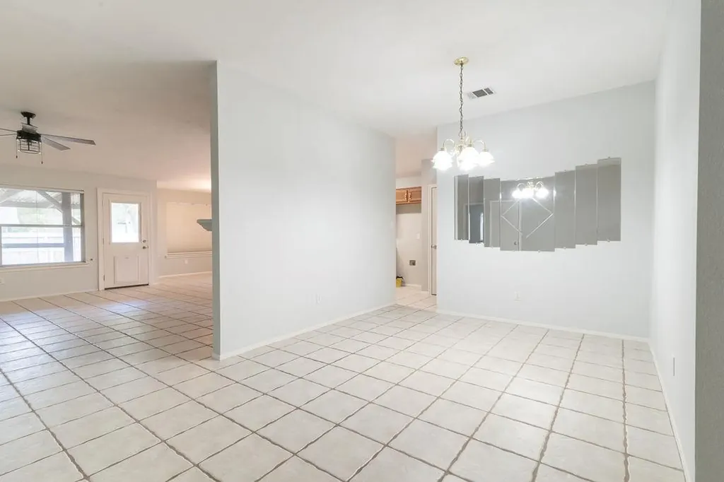 1902 Hollow Tree Boulevard Round Rock TX 78681
