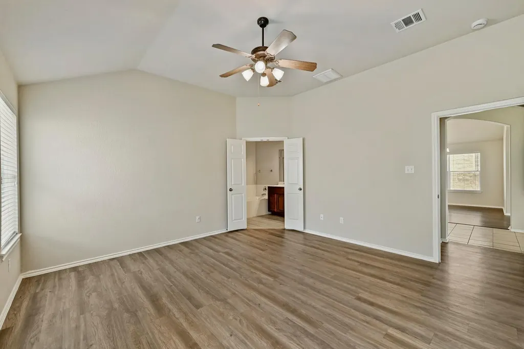 49 White Magnolia Circle Lakeway TX 78734