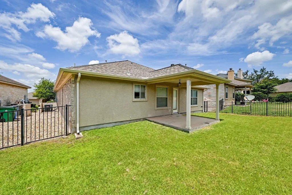 49 White Magnolia Circle Lakeway TX 78734