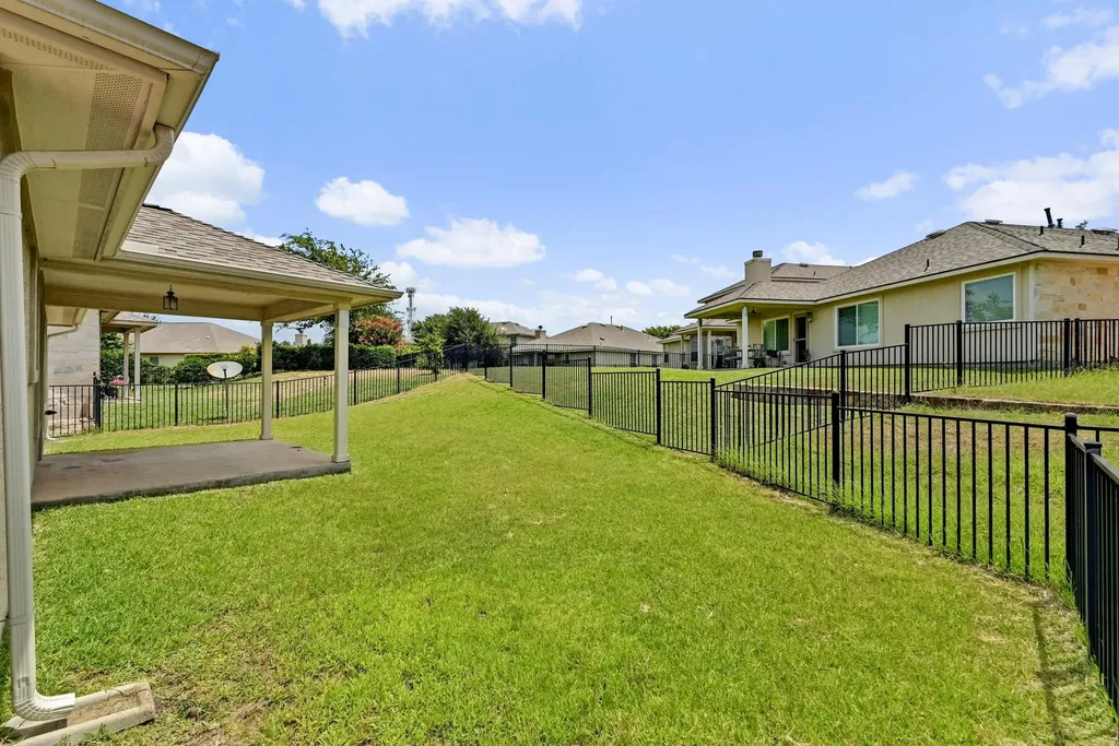 49 White Magnolia Circle Lakeway TX 78734