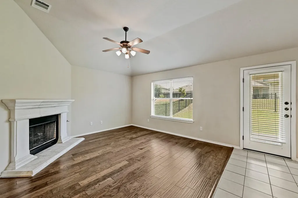 49 White Magnolia Circle Lakeway TX 78734