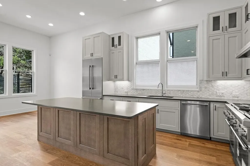 1719 Spyglass Drive Austin TX 78746
