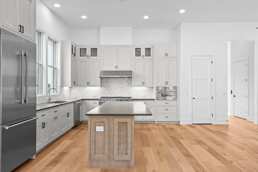 1719 Spyglass Drive Austin TX 78746