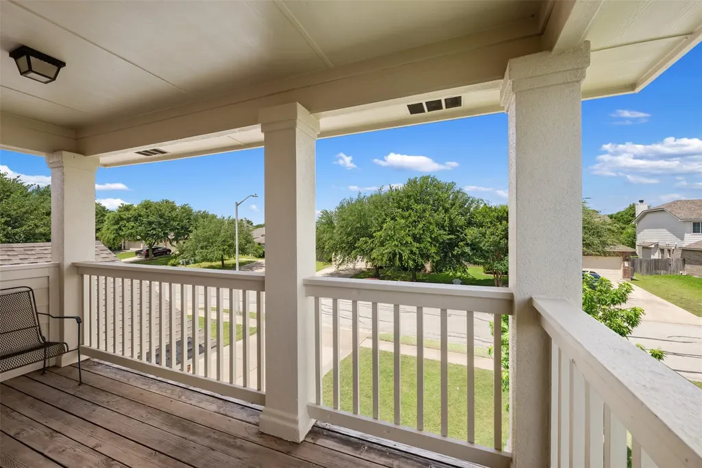 1104 Henderson Drive Leander TX 78641