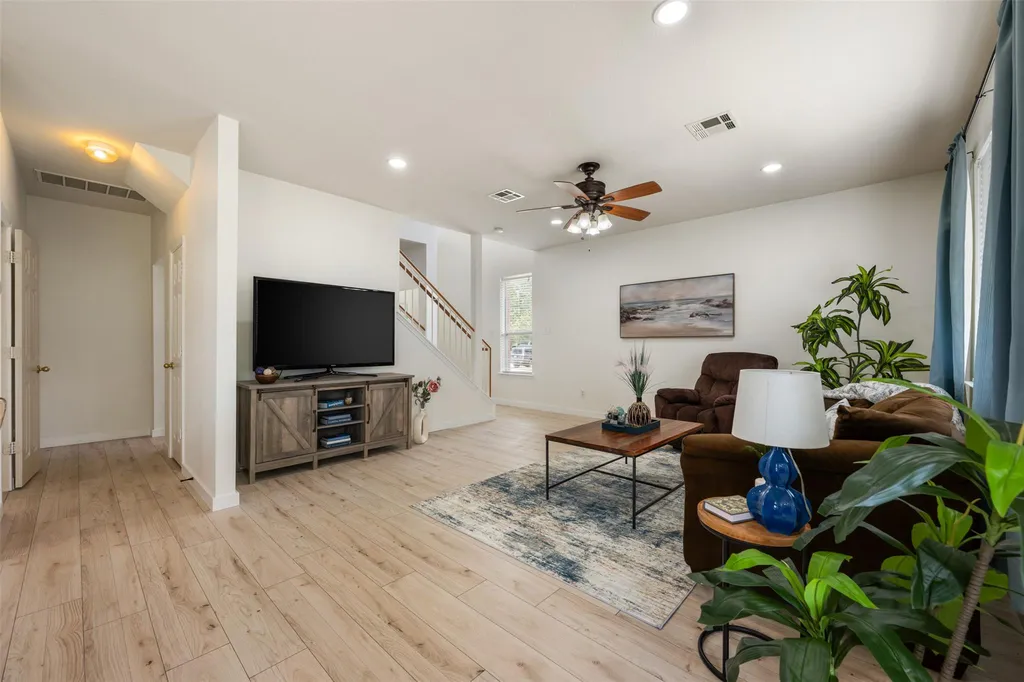 1104 Henderson Drive Leander TX 78641