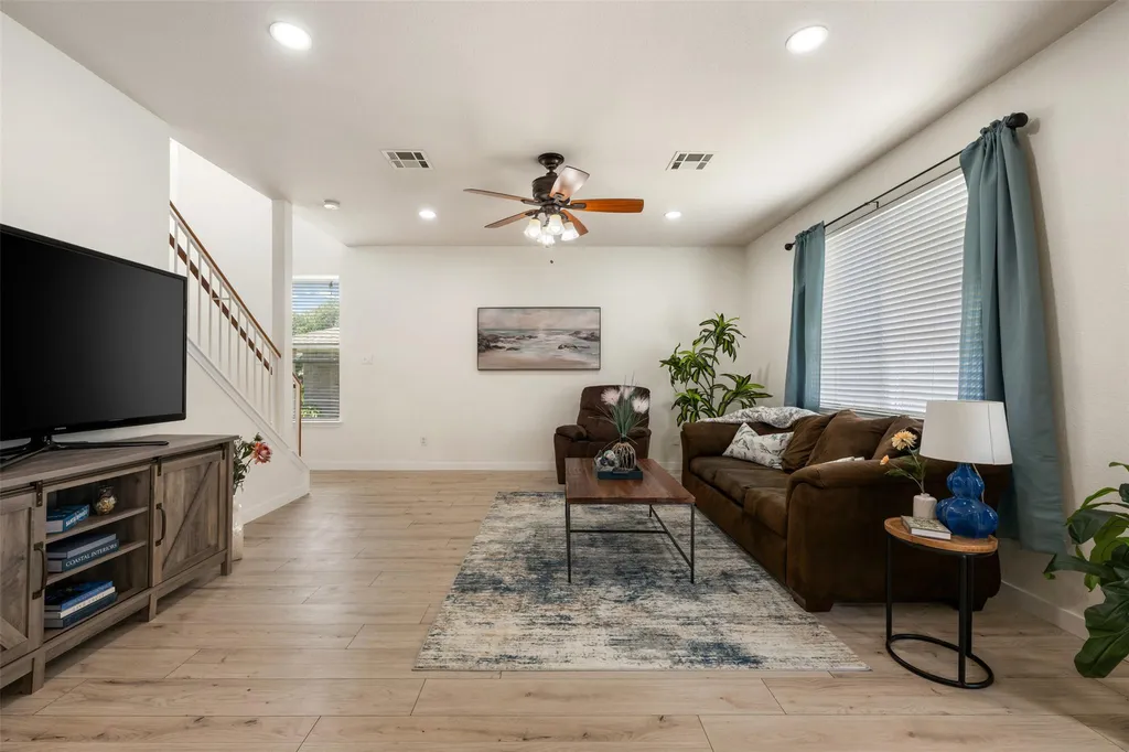 1104 Henderson Drive Leander TX 78641