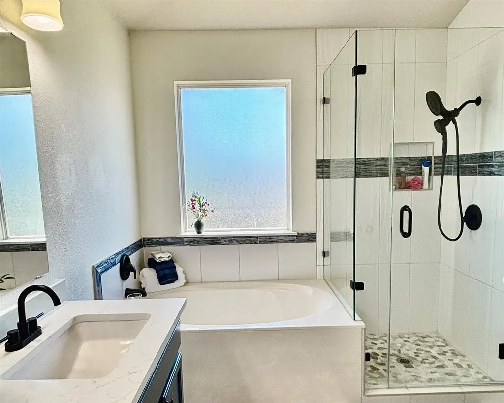 1104 Henderson Drive Leander TX 78641