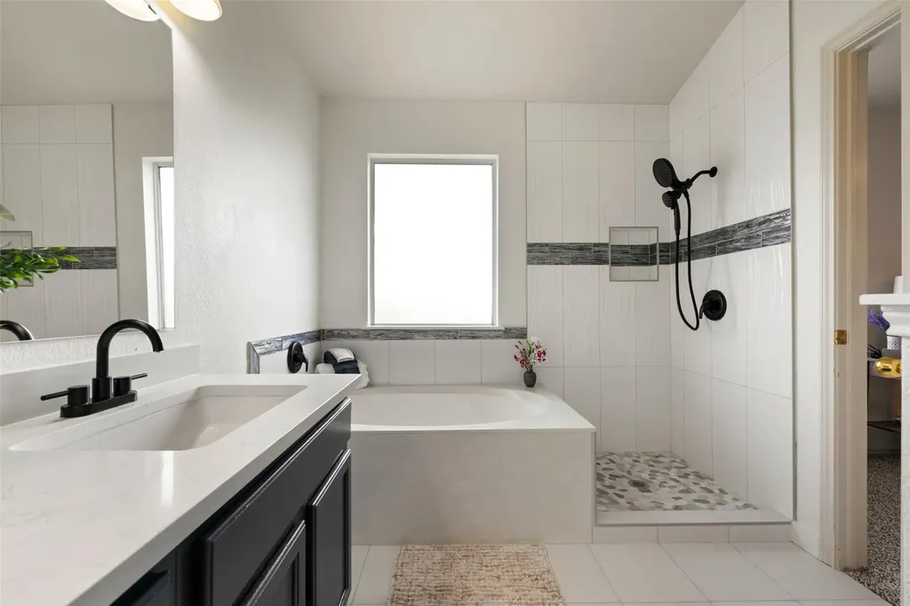 1104 Henderson Drive Leander TX 78641