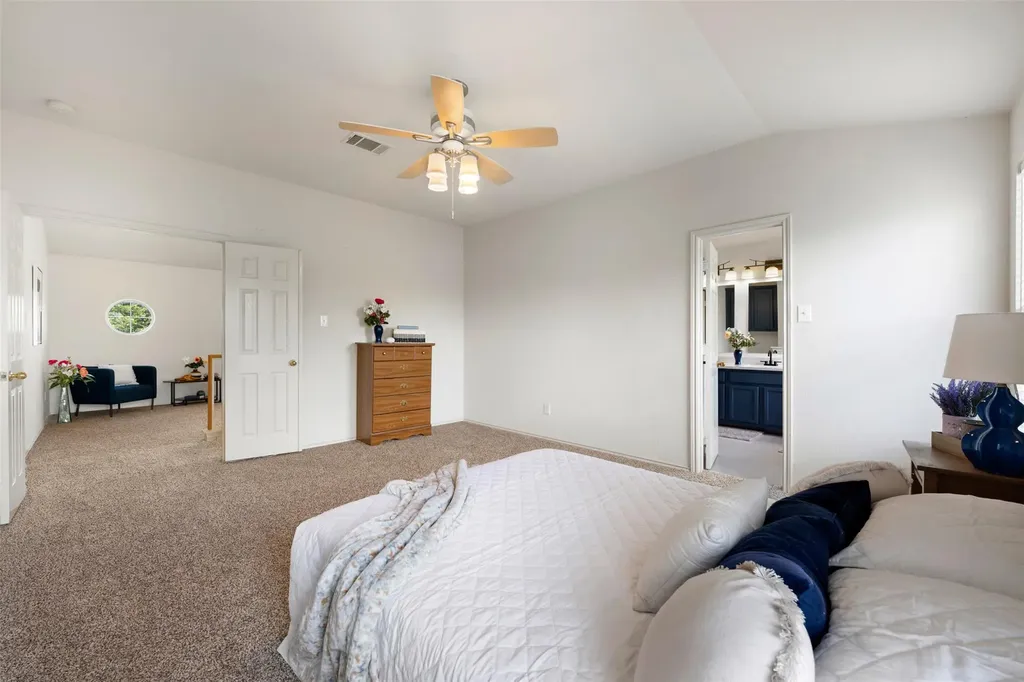 1104 Henderson Drive Leander TX 78641