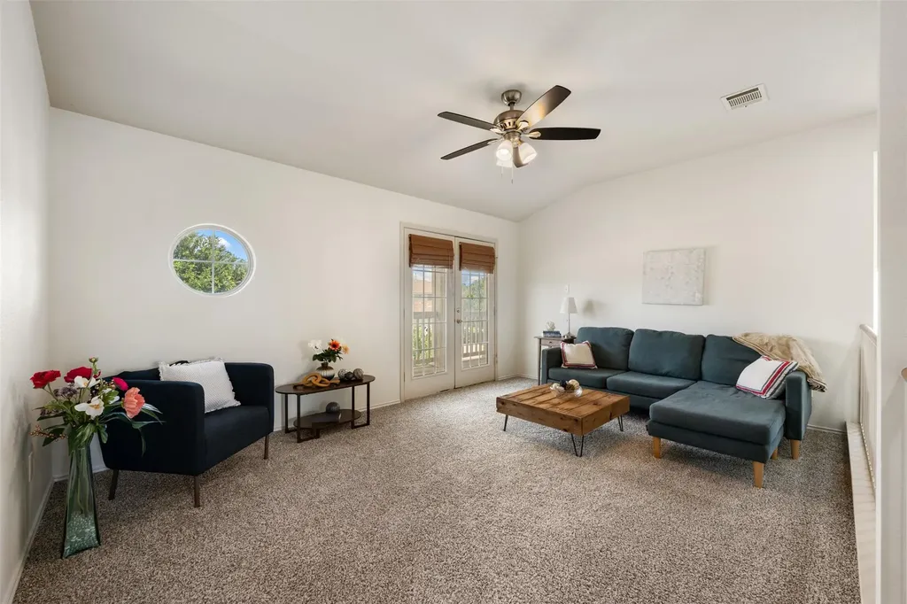 1104 Henderson Drive Leander TX 78641