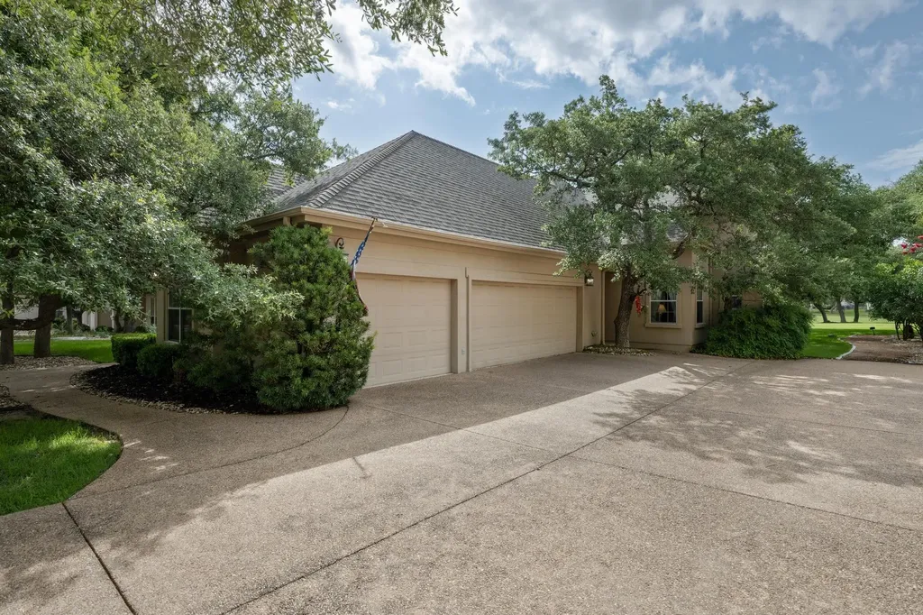 29 Meadows End Georgetown TX 78628