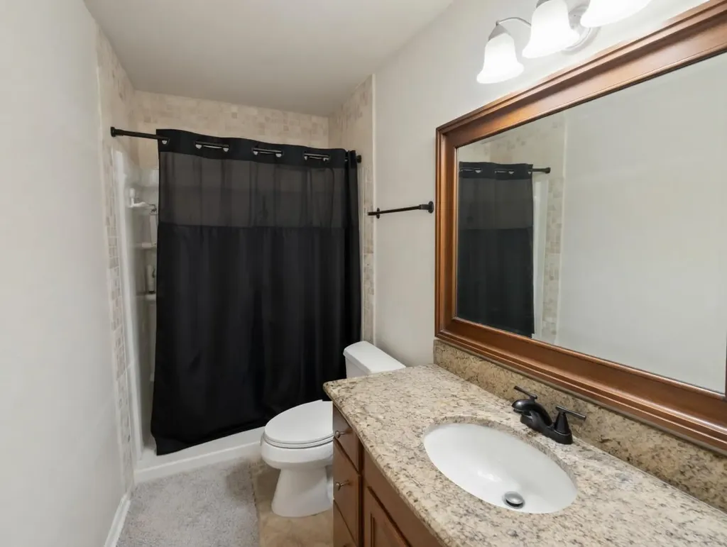 9218 Mirecourt San Antonio TX 78250