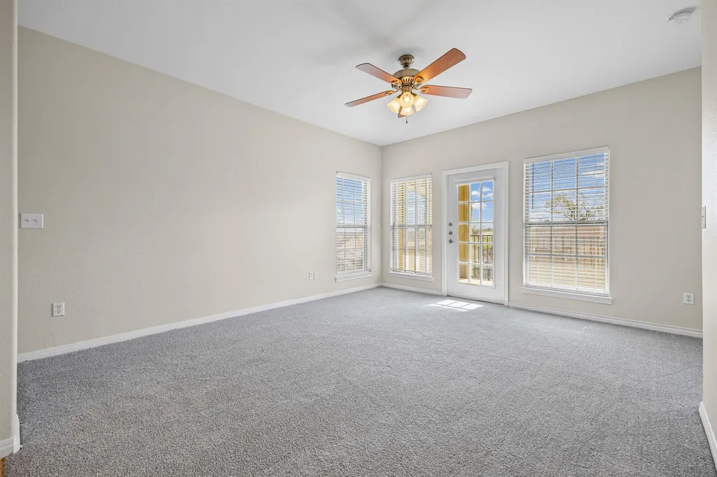 6810 Deatonhill Drive Austin TX 78745