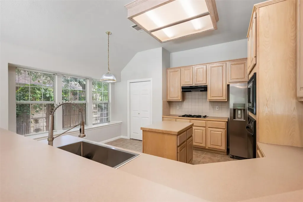 12417 Audane Drive Austin TX 78727