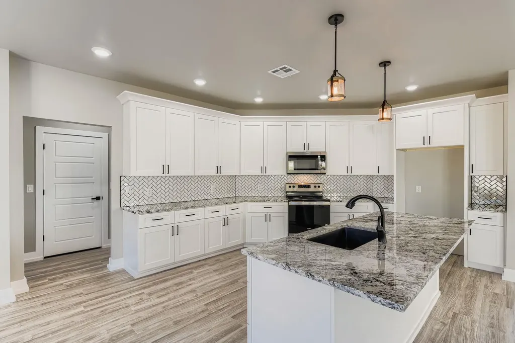 1403 Sunset Drive Marble Falls TX 78654