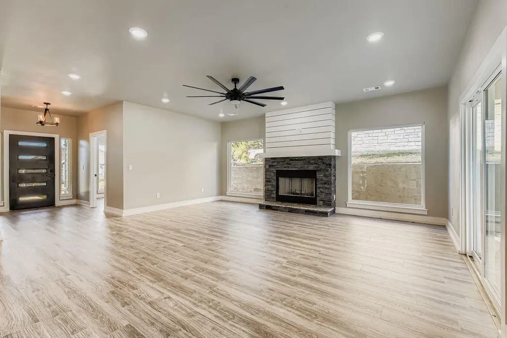 1403 Sunset Drive Marble Falls TX 78654
