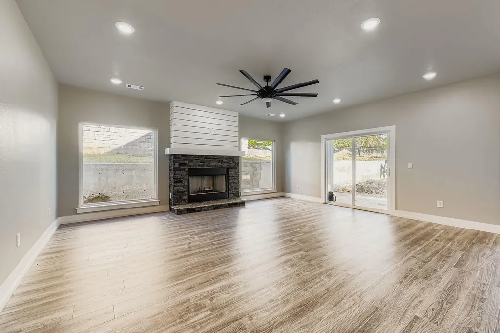 1403 Sunset Drive Marble Falls TX 78654