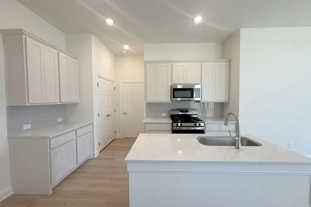 1033 Stonehill Drive Georgetown TX 78633