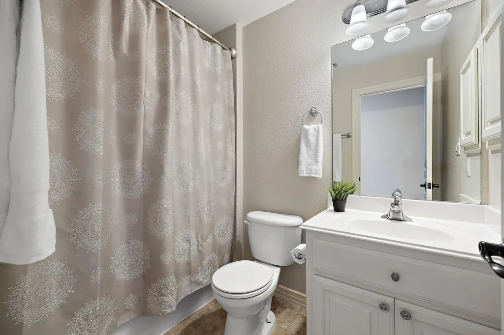 2237 Hamlet Circle Round Rock TX 78664