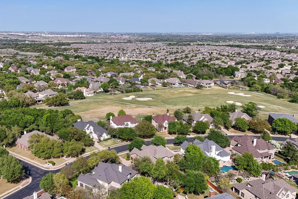 2237 Hamlet Circle Round Rock TX 78664