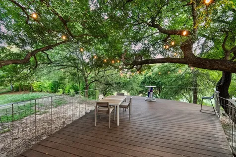 7689 Delwau Lane Austin TX 78725