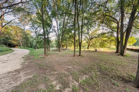 7689 Delwau Lane Austin TX 78725
