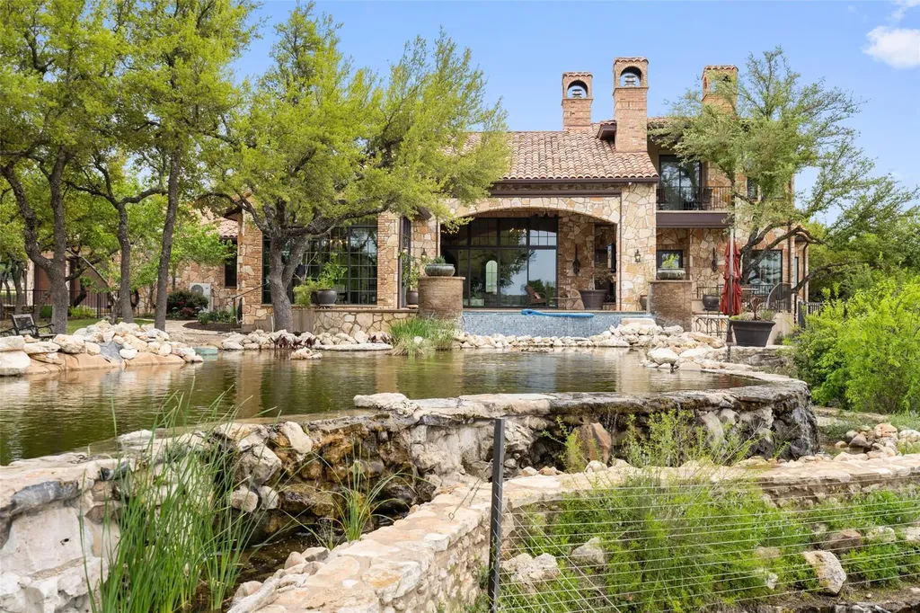 808 Rivercliff Drive Spicewood TX 78669