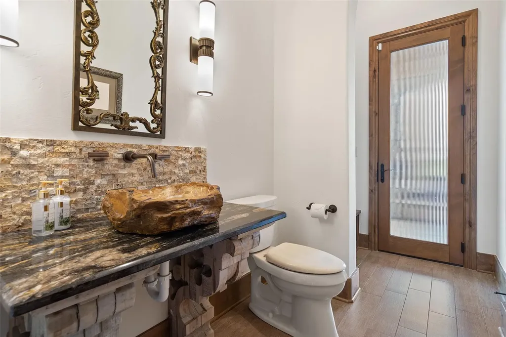 808 Rivercliff Drive Spicewood TX 78669