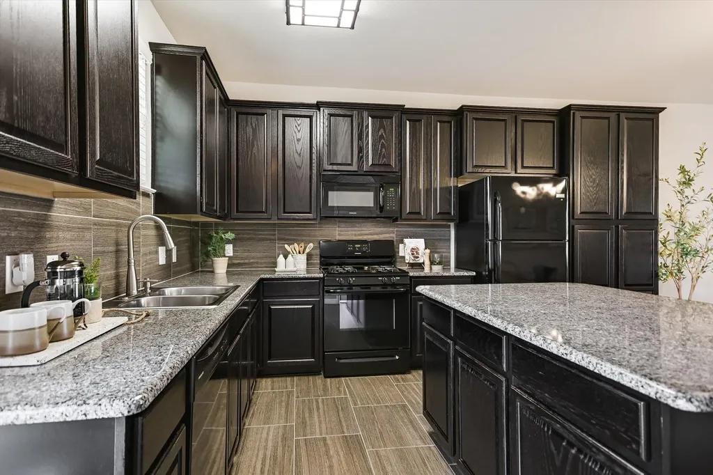 419 N Heatherwilde Boulevard Pflugerville TX 78660