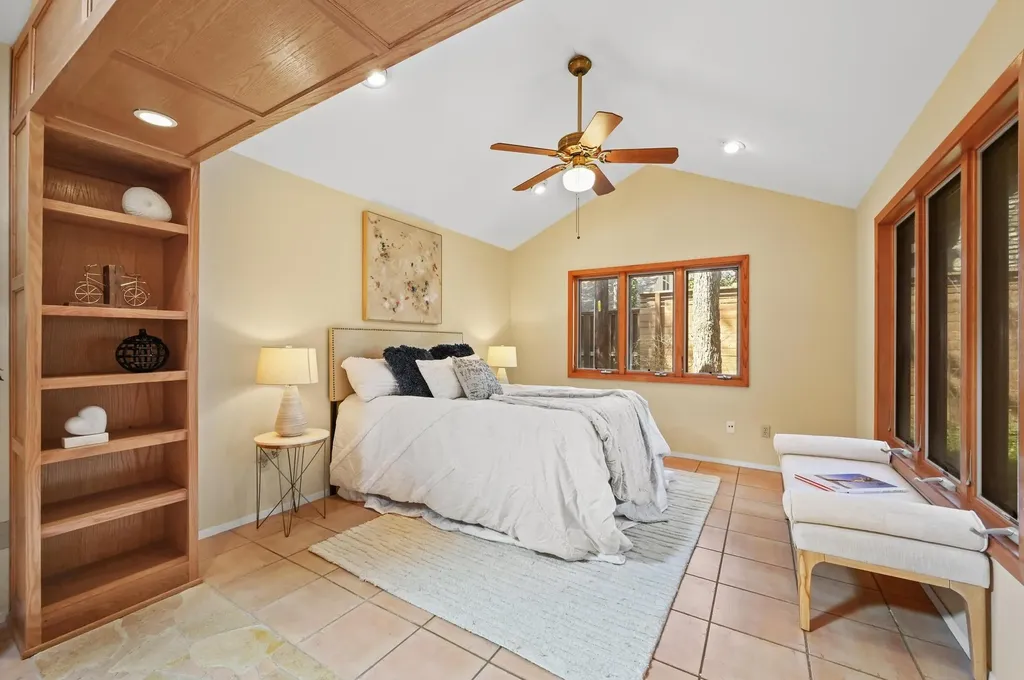 8504 Tallwood Drive Austin TX 78759