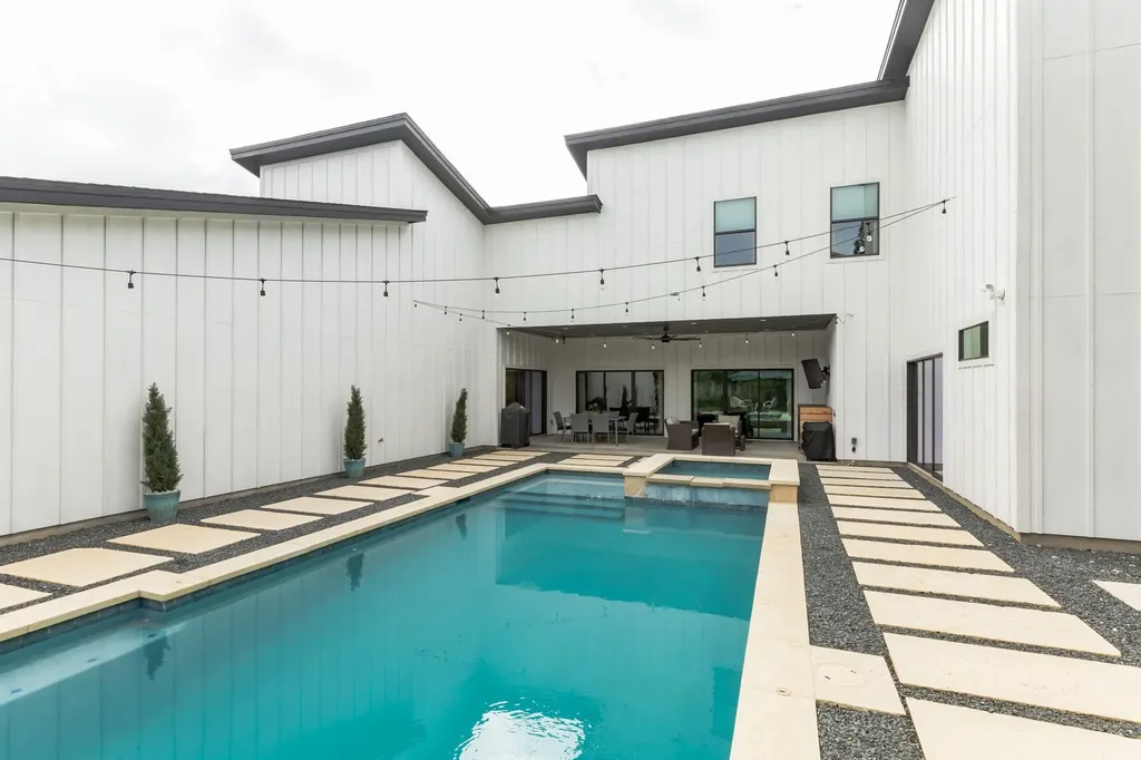 16001 Pool Canyon Road Austin TX 78734