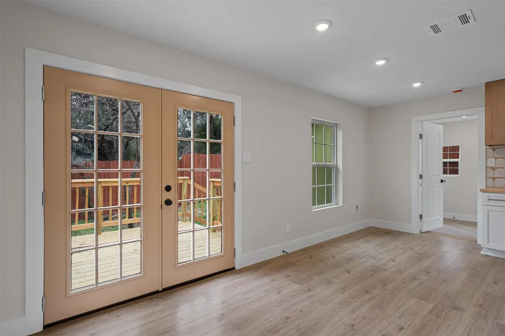 8801 Little Walnut Drive Austin TX 78753