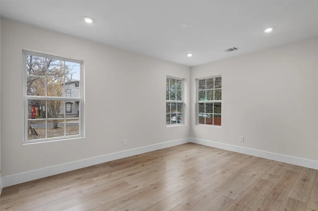 8801 Little Walnut Drive Austin TX 78753