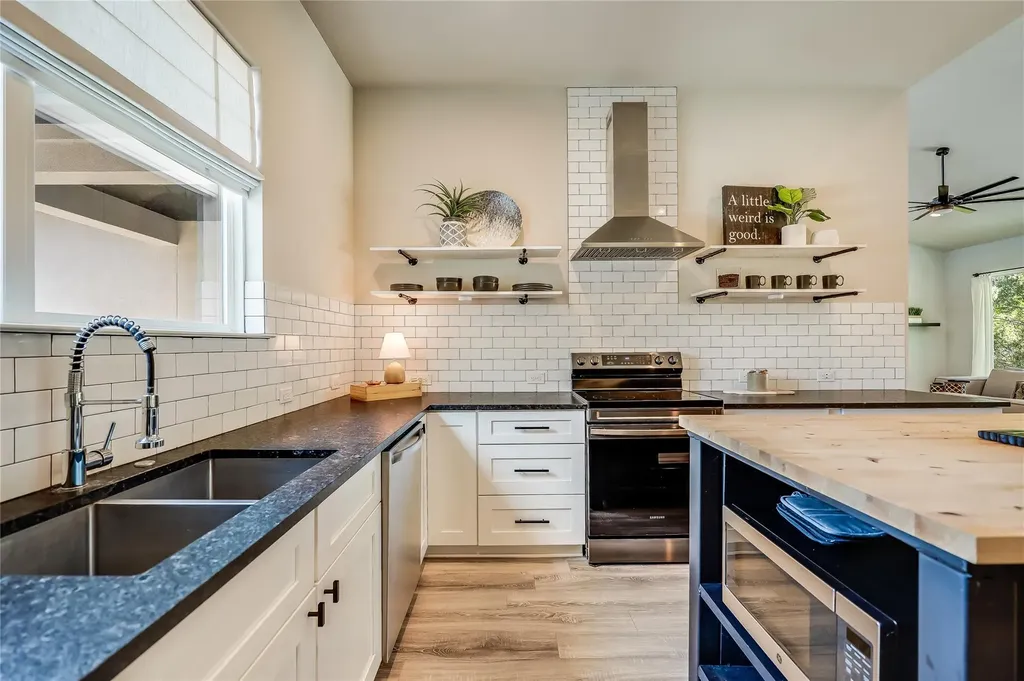 20702 Post Oak Drive Lago Vista TX 78645