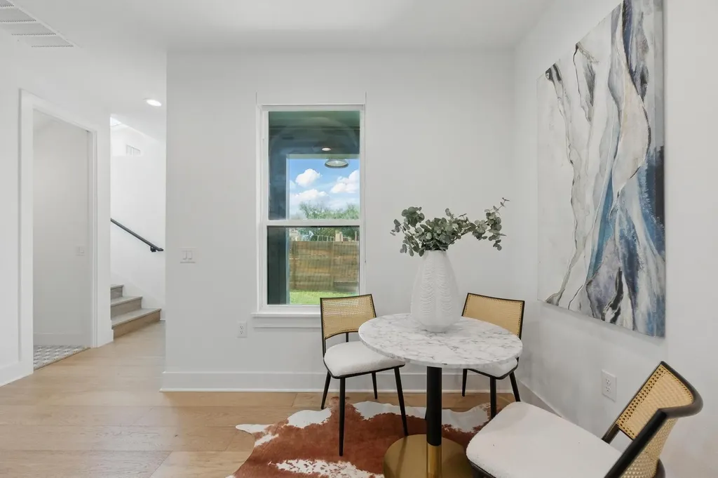 2105 Sl Davis Avenue #2 Austin TX 78702