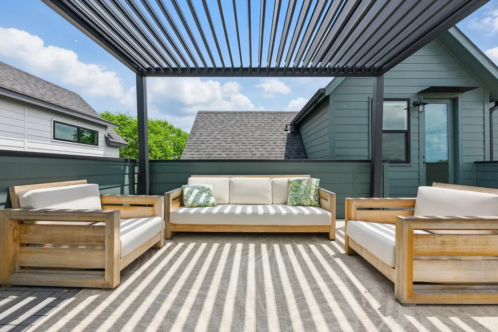 2105 Sl Davis Avenue #2 Austin TX 78702